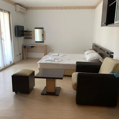 Studio Kuban Apartment